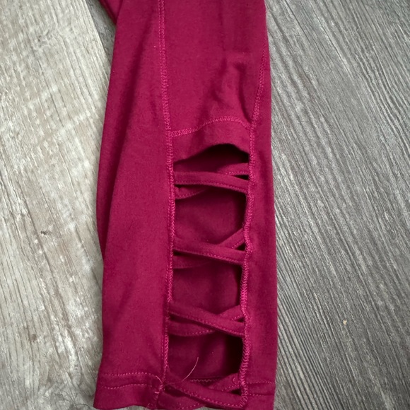 Stretchy Capris with pockets - Picture 7 of 7